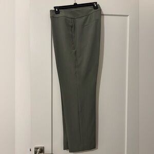 Kasper Women’s Elegant Sage Green Dress Pants Sz 10